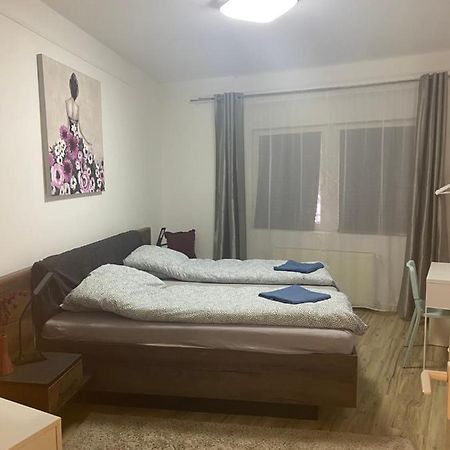 Tatra Apartment By The Danube Fully Accessible Budapest Bagian luar foto