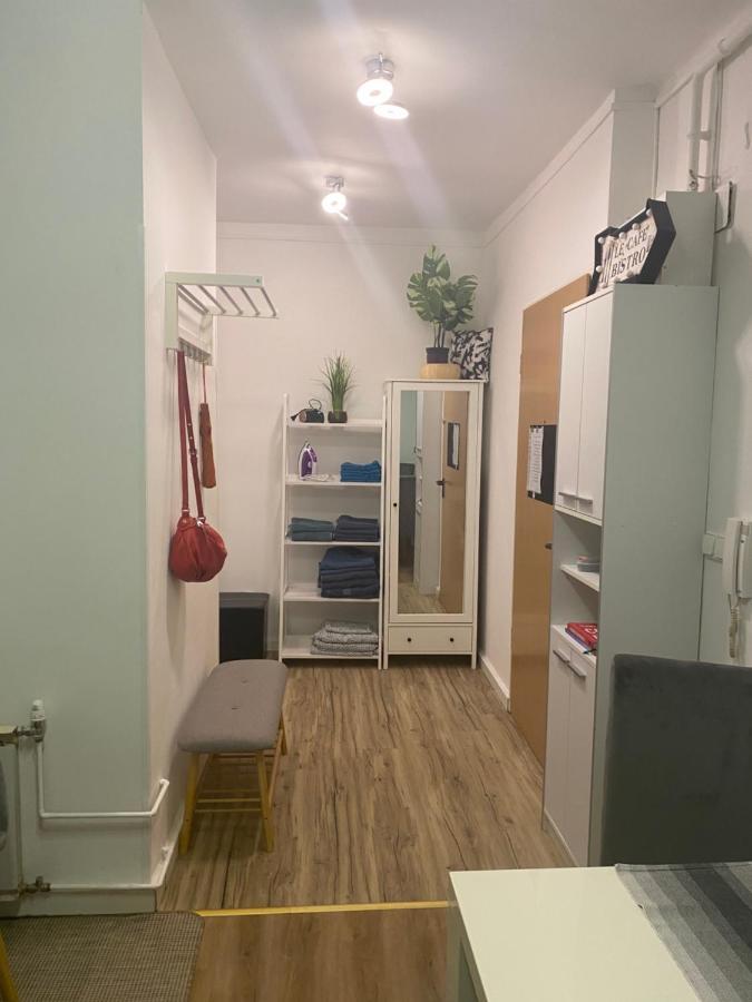 Tatra Apartment By The Danube Fully Accessible Budapest Bagian luar foto